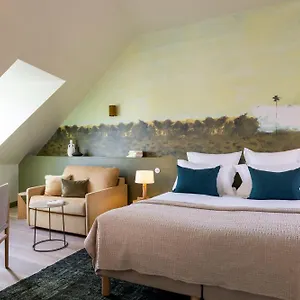 **** Hotel Beaumarchais France